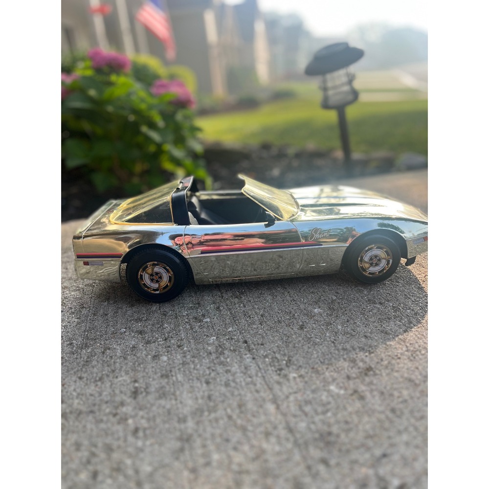 Rare Vintage Mattel Barbie Shani Gold Corvette Convertible Car 1991 20" Chrome